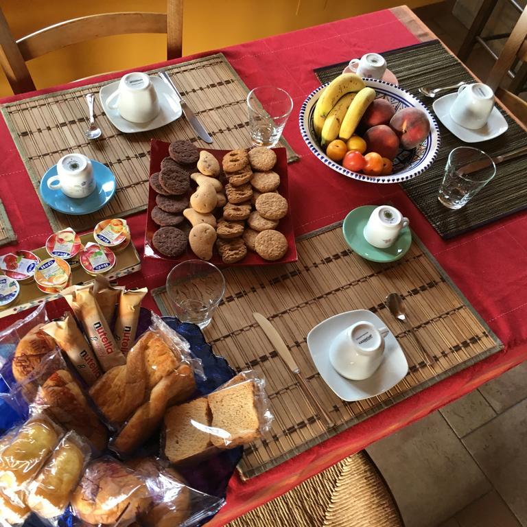 Bed&Breakfast La Casetta Сант-Алессио-Сикуло Экстерьер фото