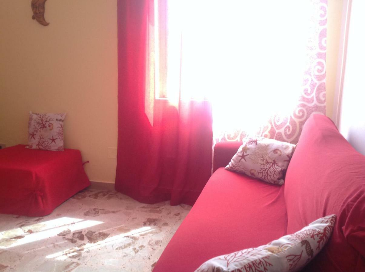Bed&Breakfast La Casetta Сант-Алессио-Сикуло Экстерьер фото