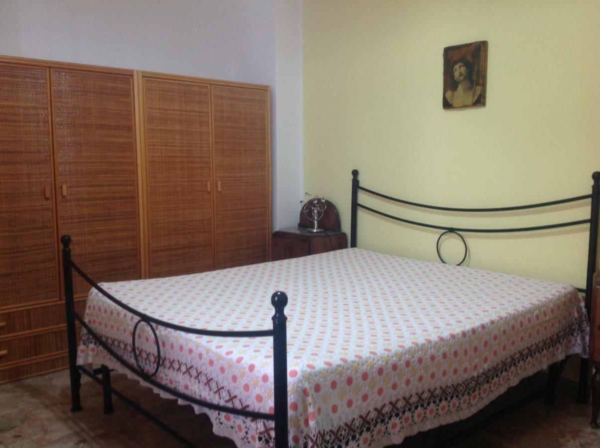 Bed&Breakfast La Casetta Сант-Алессио-Сикуло Экстерьер фото